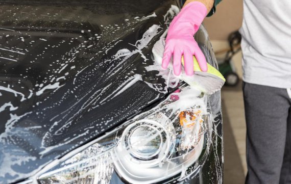Prawidłowe mycie auta